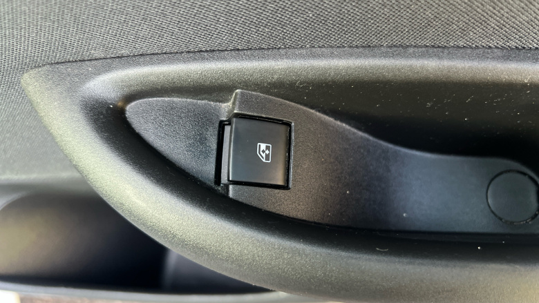 Vauxhall Astra 1.2 Turbo 145 SRi 5dr Petrol Hatchback